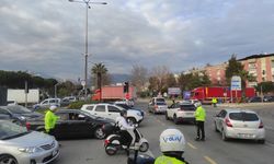 Otoyoldaki çalışma nedeniyle trafik durma noktasına geldi