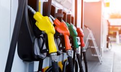 Benzine zam geldi!