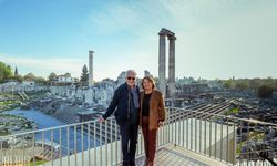 Zülfü Livaneli Didim’de