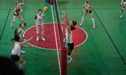 Didim'li kızlardan bir galibiyet daha