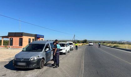 Didim’de cyrocopter ile havadan trafik denetimi yapıldı