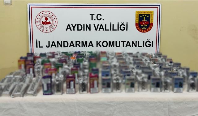 Jandarma ekipleri Aydın'da 135 adet elektronik sigara ele geçirdi