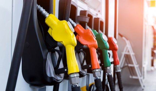 Motorin fiyatlarına 1 lira 75 kuruşluk zam!