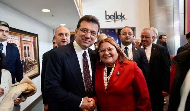 Başkan Gençay, CHP'nin Cumhurbaşkanı Adayı İmamoğlu'nun doğum gününü kutladı