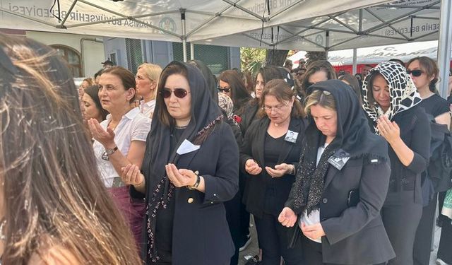 Başkan Gençay Ferdi Zeyrek'in cenaze törenine katıldı