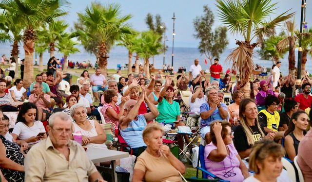Atatürk 1 filmi Didim'de duygu dolu anlar yaşattı