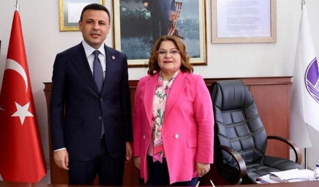 Başkan Gençay'dan İstanbul Kongresi'ne destek