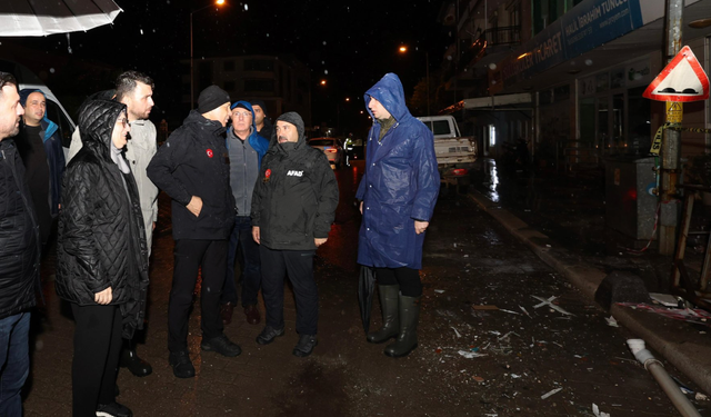 Bakan Yerlikaya açıkladı! 3 bina yıkıldı