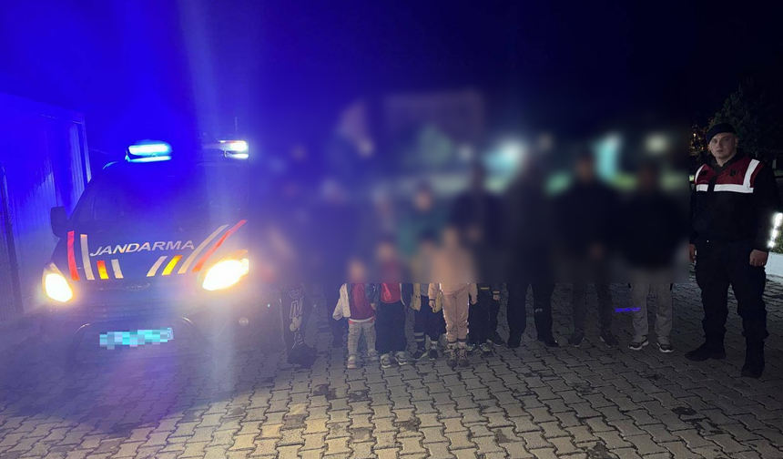 Didim’de 13 düzensiz göçmen yakalandı