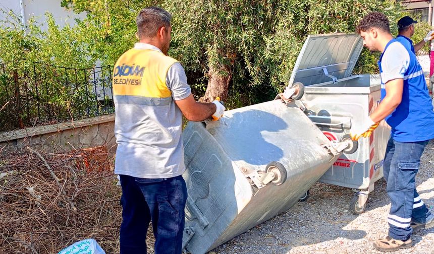 Didim Belediyesi eskiyen çöp konteynerlerini yeniledi