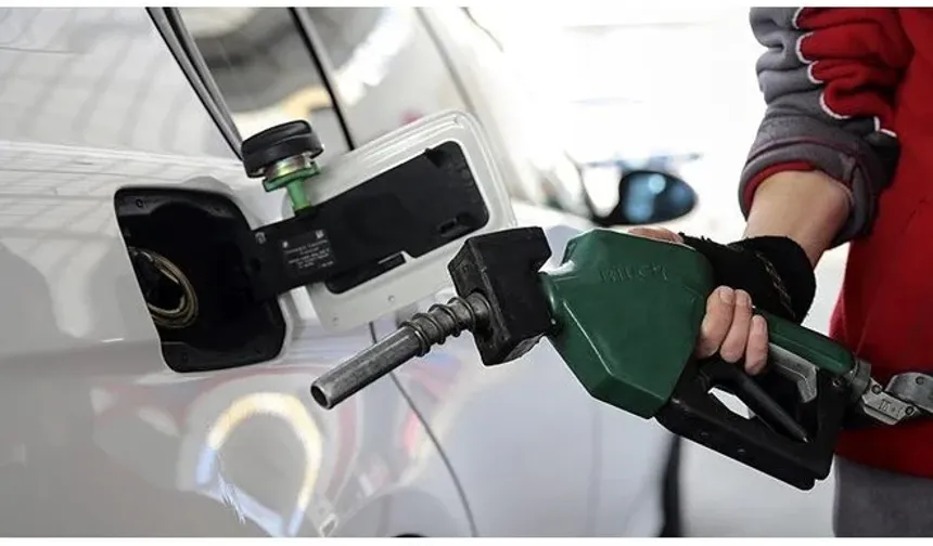 Benzine bu gece 1 lira 14 kuruş zam gelecek