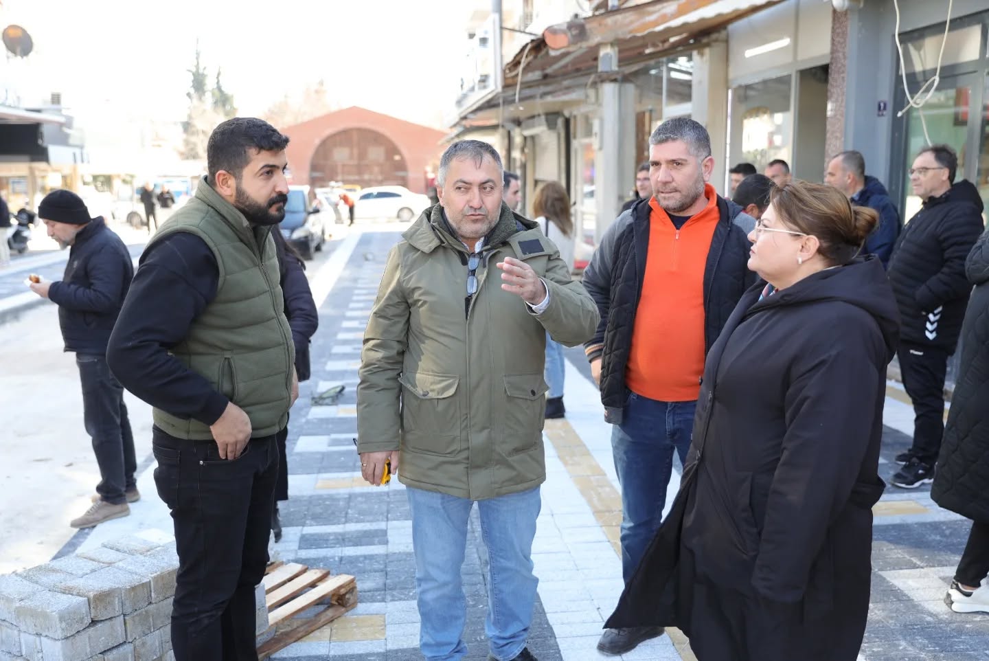 Başkan Gençay, Kent Lokantasi’ndaki̇ Çalişmalari İnceledi̇ (2)